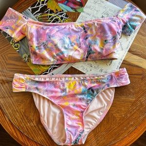 Gianni Bini Swimsuit size L